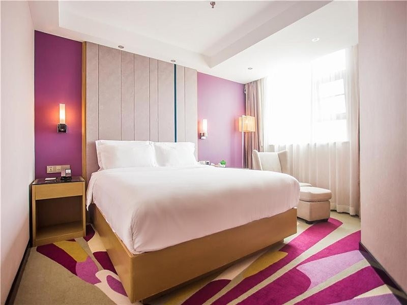 Lavande Hotel (Zhanjiang Guomao Guangbai) 40/60