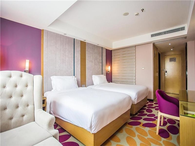 Lavande Hotel (Zhanjiang Guomao Guangbai) 37/60