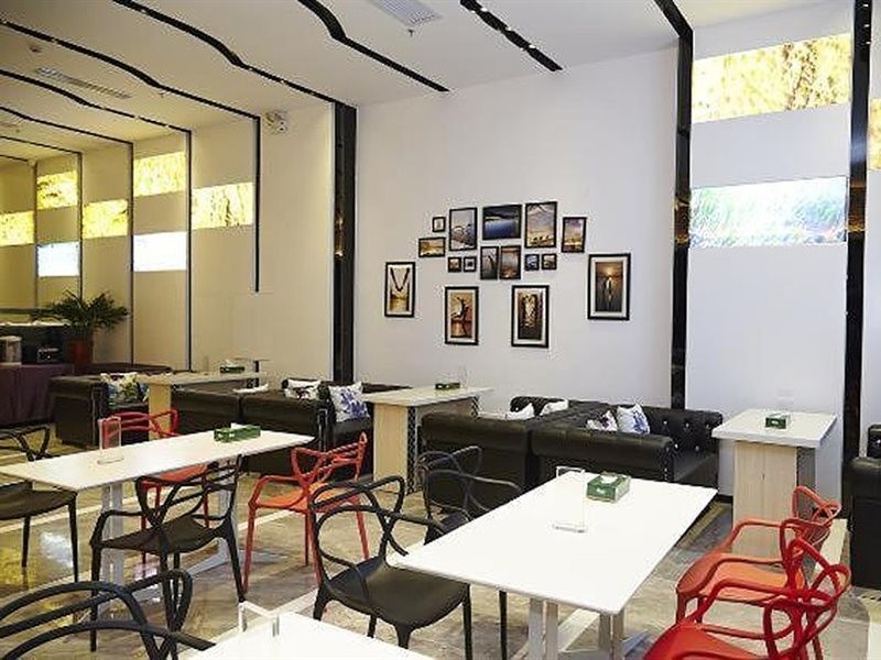 Lavande Hotel (Zhanjiang Guomao Guangbai) 30/60
