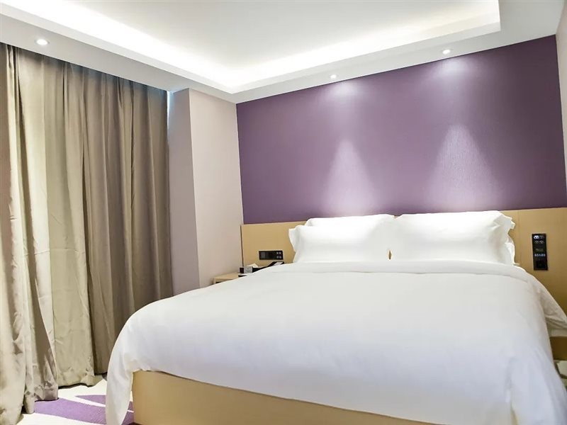 Lavande Hotel (Shenzhen North Railway Station, Gangtou Metro Station) 30/70