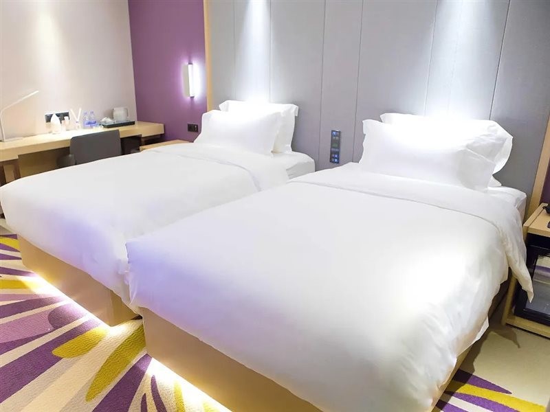 Lavande Hotel (Shenzhen North Railway Station, Gangtou Metro Station) 25/70
