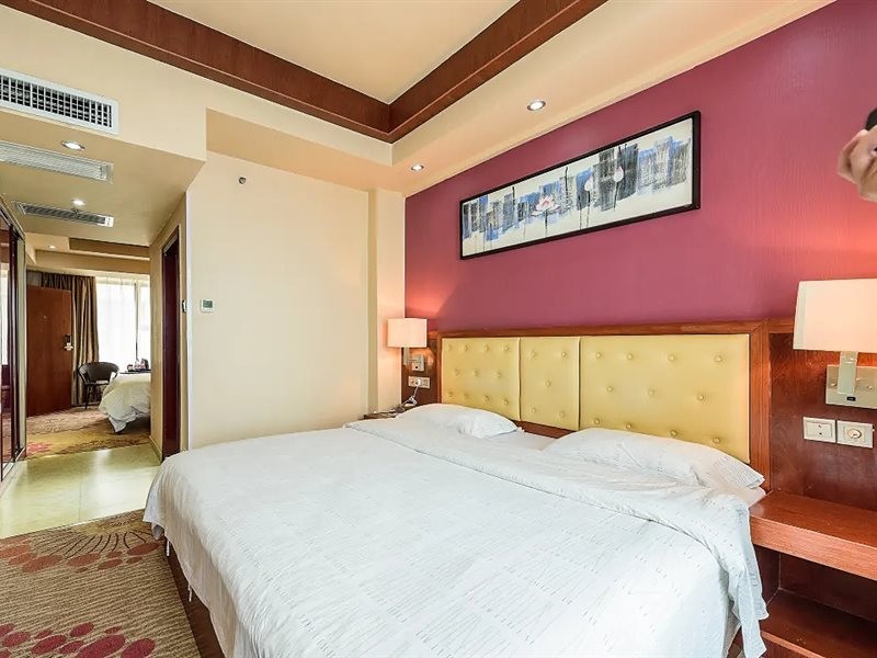 Zhongjing Hotel 34/46