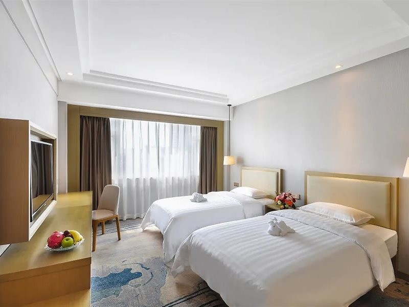 Yinhe Hotel 1/14