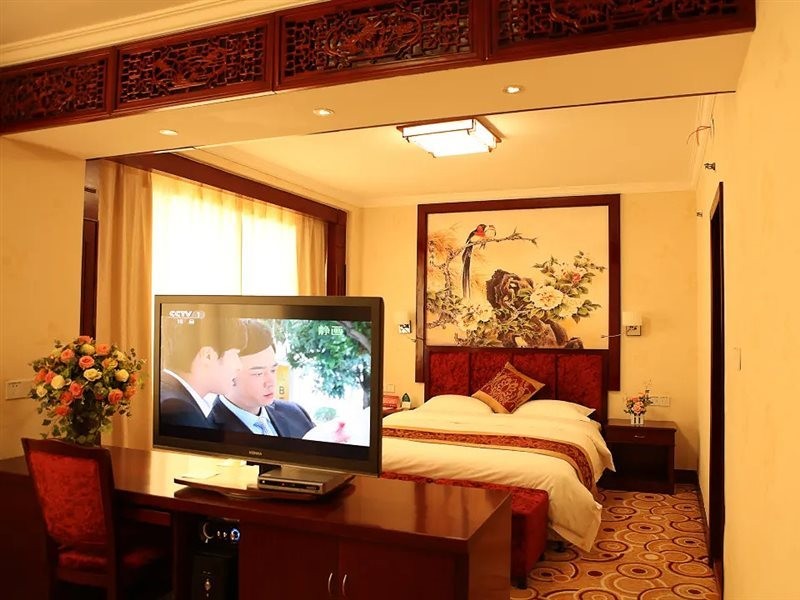Yinhe Hotel 12/14