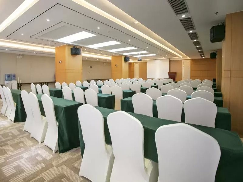 Yinhe Hotel 2/14