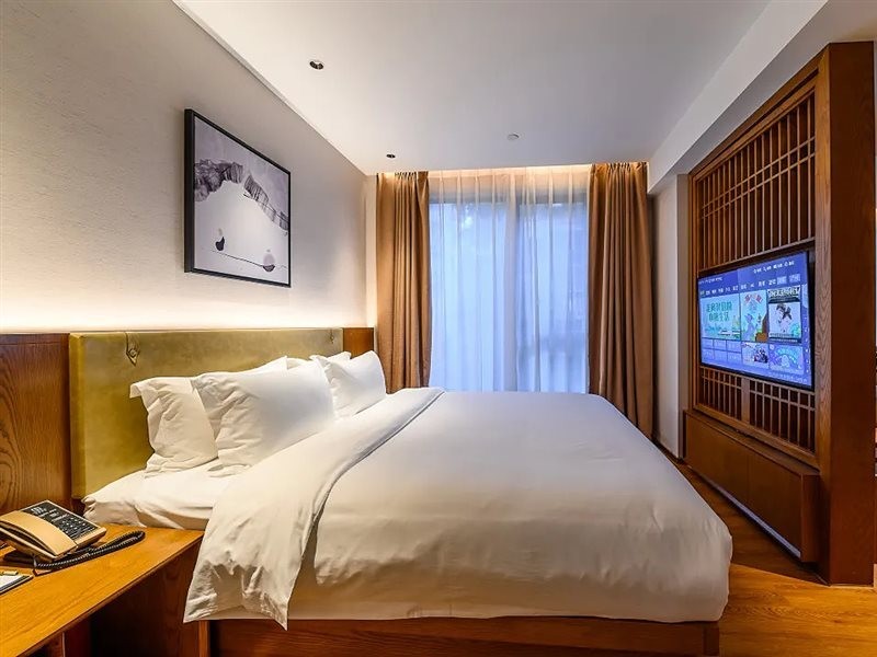 Fanyuan Hotel (Guangzhou Taikoo Hui,Shipaiqiao Metro Station) 9/21