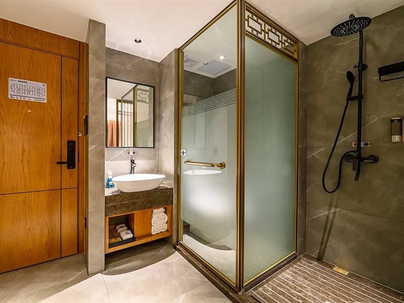Fanyuan Hotel (Guangzhou Taikoo Hui,Shipaiqiao Metro Station) 12/21