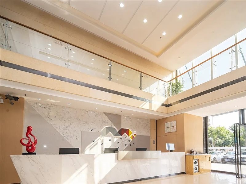 Borrman Hotel (Qingyuan Municipal Government, Qingyuan Stadium) 19/28