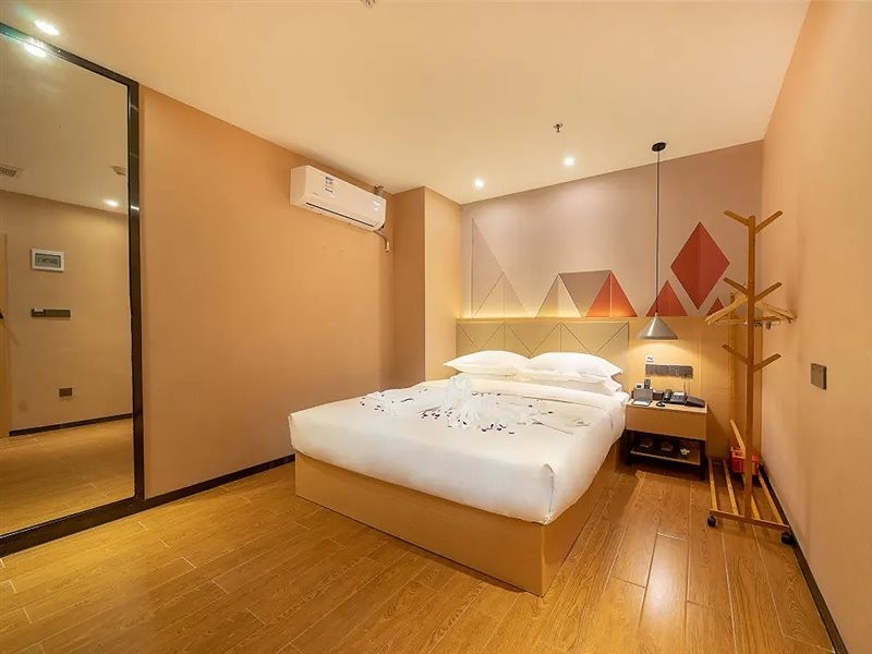 Borrman Hotel (Qingyuan Municipal Government, Qingyuan Stadium) 12/28