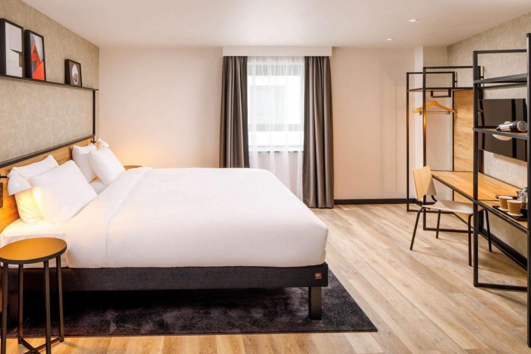 IBIS LONDON SUTTON POINT 19/71