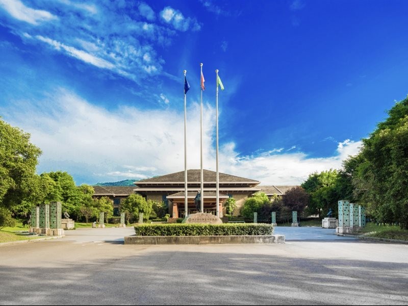 River & Holiday Grand Rezen Hotel YunYang 16/56