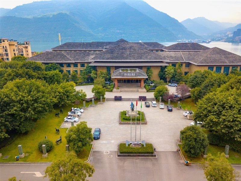 River & Holiday Grand Rezen Hotel YunYang 17/56