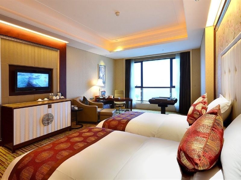 River & Holiday Grand Rezen Hotel YunYang 22/56