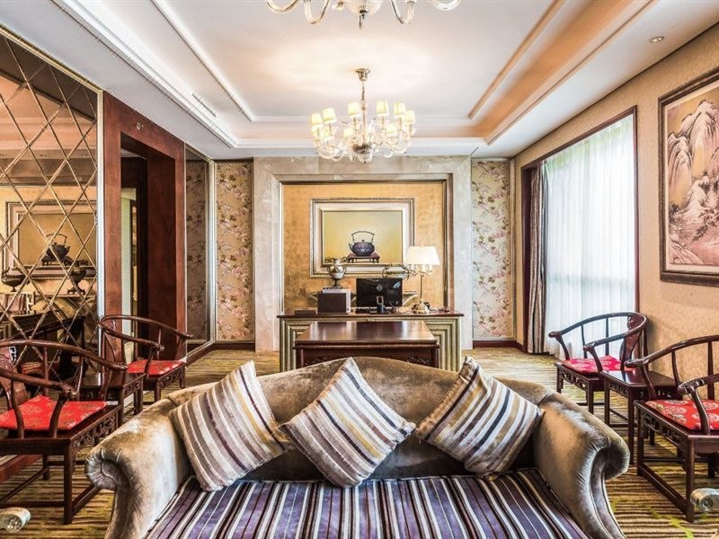 River & Holiday Grand Rezen Hotel YunYang 29/56