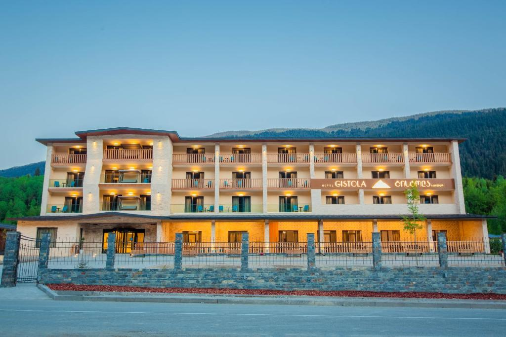 Gistola Hotel Mestia 1/19