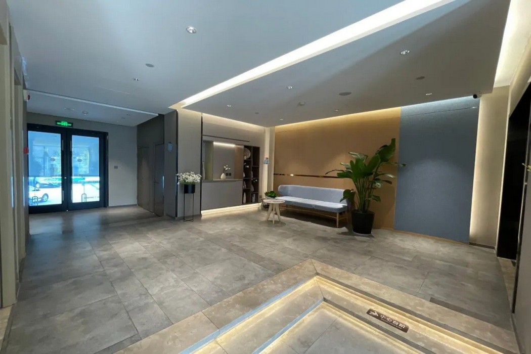 Home Inn Neo (Yangzhou Dongguan Street, He Garden) 24/40