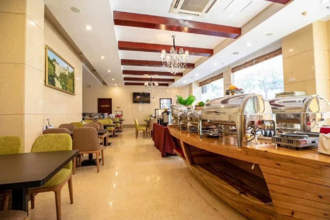 Jtour Inn (Yangjiang City Government) 27/48