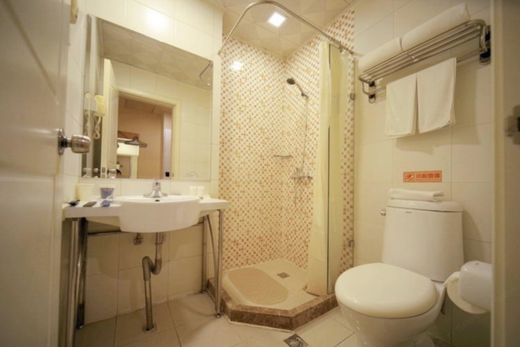 Home Inn (Fuzhou Financial Street Wanda Plaza) 28/33