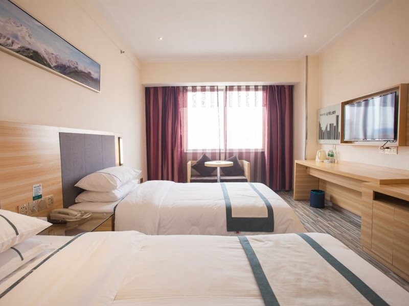 City Comfort Inn Zhanjiang Mazhang High Speed Railway Station 38/53