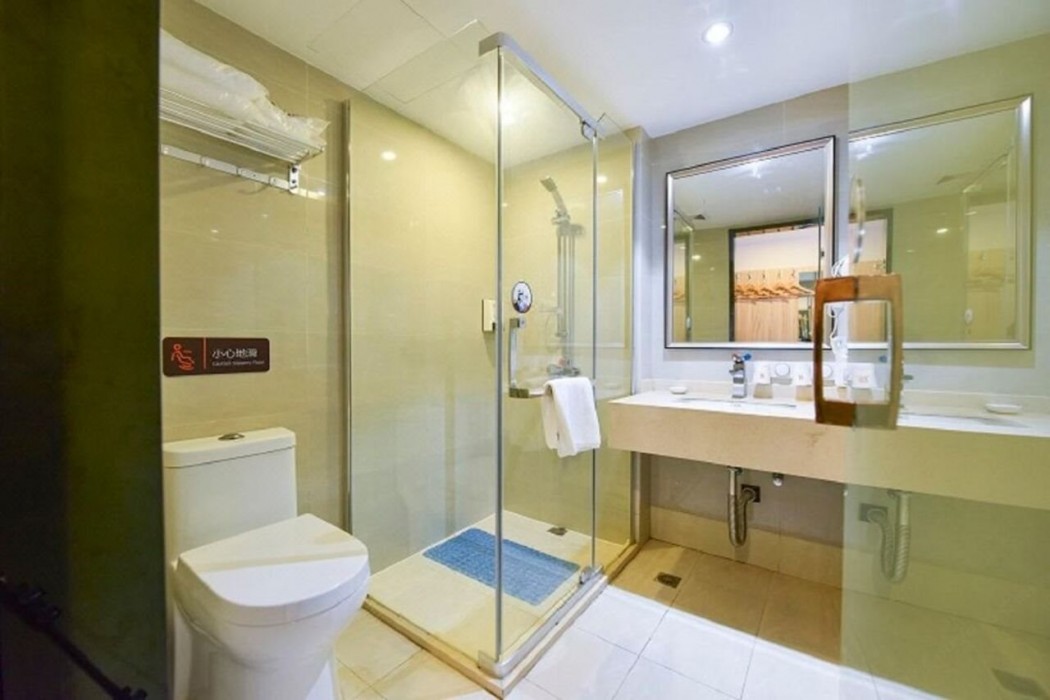 7 Days Premium (Shanghai Wildlife Park Huinan) 24/49