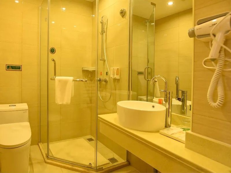 Vienna 3 Best Hotel (inan Changqing University Town) 13/17