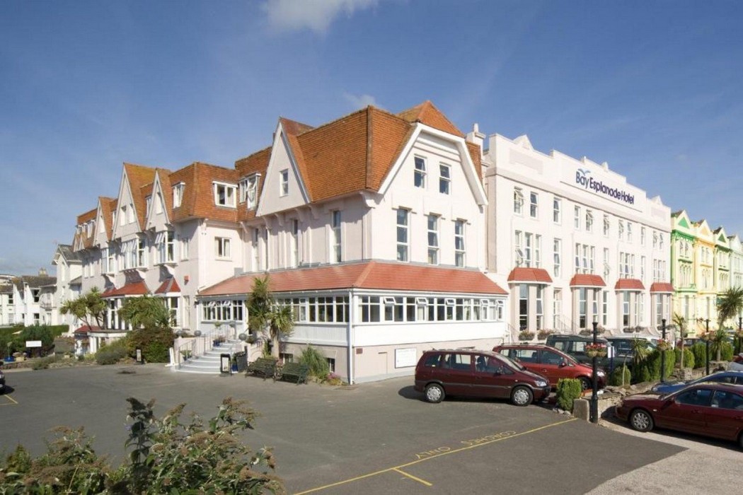 Esplanade Hotel 18/60