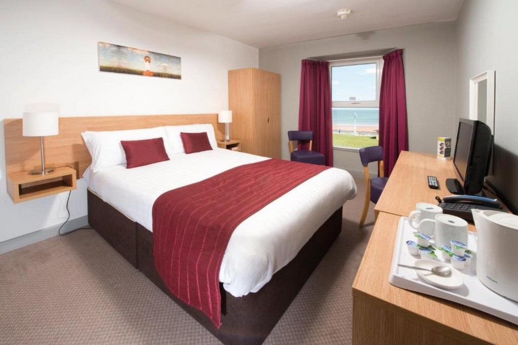 Esplanade Hotel 20/60