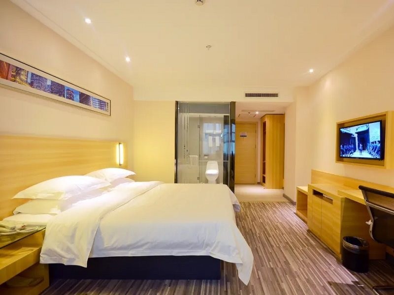 City Comfort Inn (Wanda Store, Xianning South Railway Station) 35/55