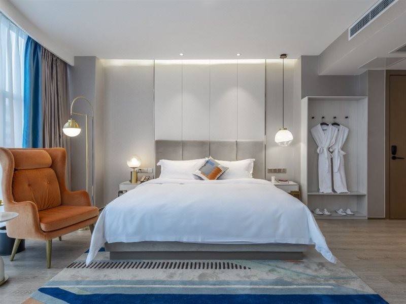 Jane & Joy Hotel 23/33