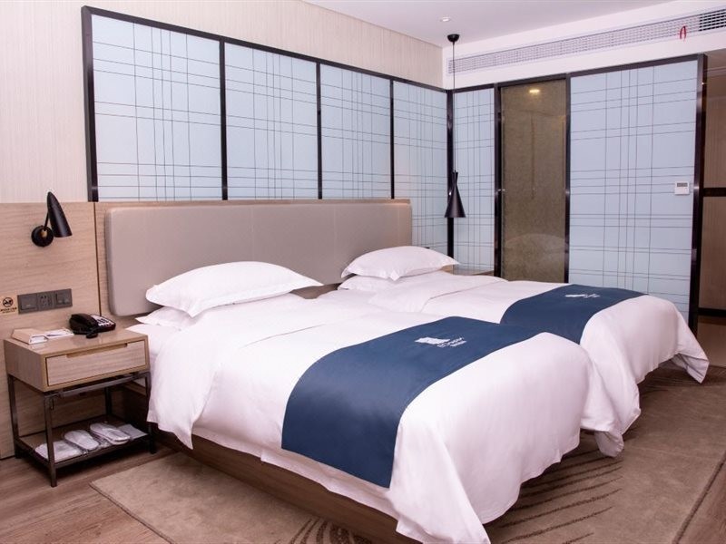 Echarm Hotel (Taihe Central Plaza Pedestrian Street store) 14/27