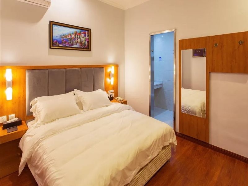 Chongqing you7 Express Hotel 8/17