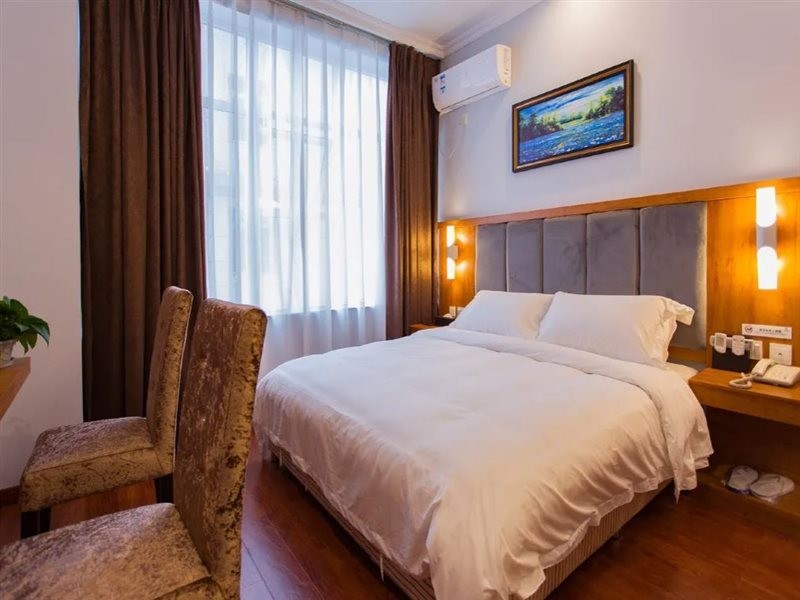 Chongqing you7 Express Hotel 10/17