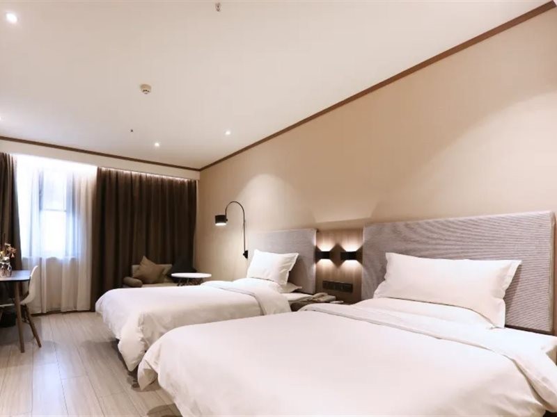 Hanting Tongliang New District Pedestrian Street Hotel 7/10