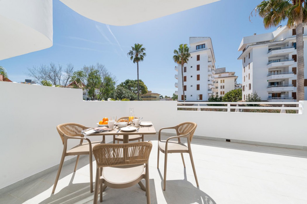 Olive Beach Apartments 14/62