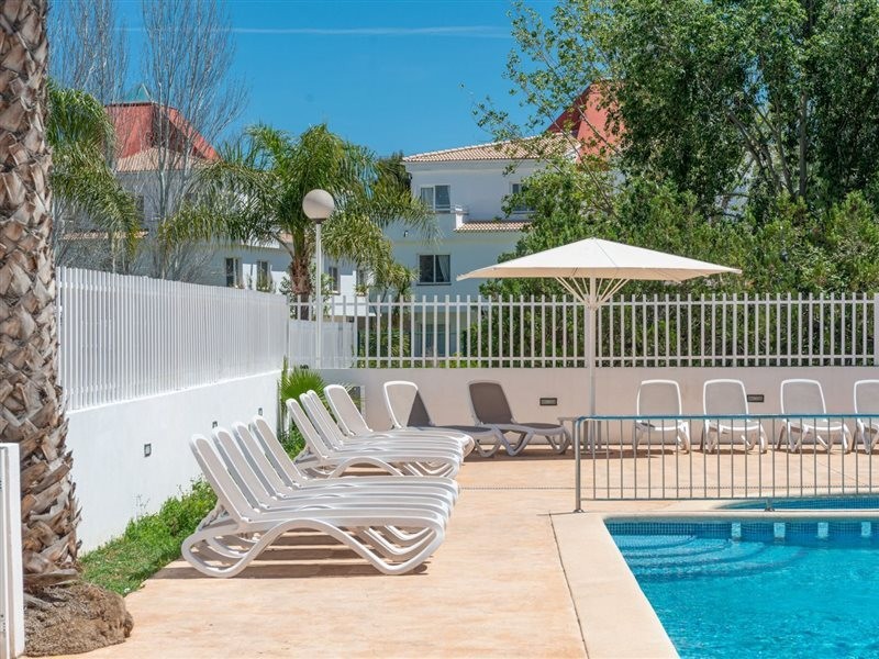 Olive Beach Apartments 25/62