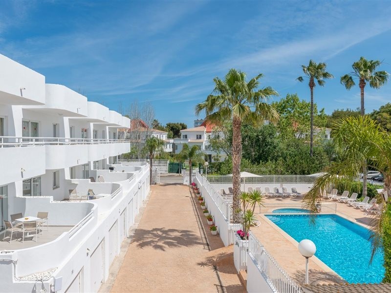 Olive Beach Apartments 30/62