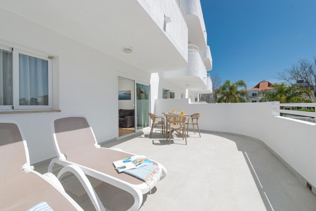 Olive Beach Apartments 6/62