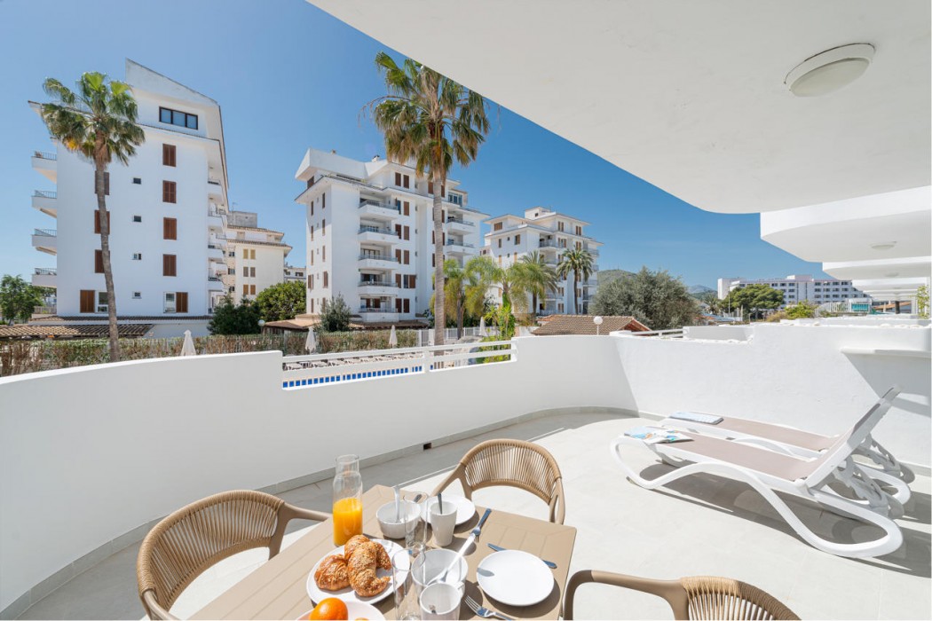 Olive Beach Apartments 13/62