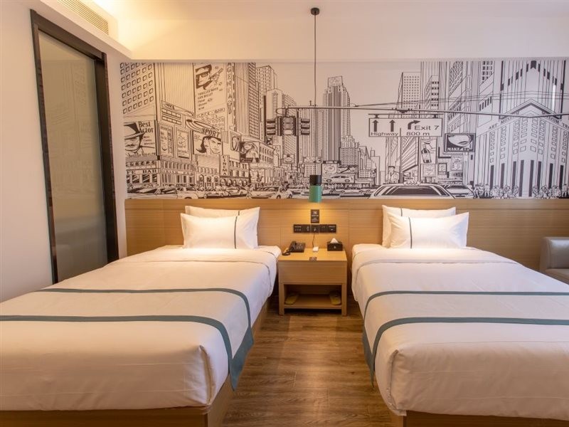 City Comfort Inn (Zhuji Xishi Theater Yongli Plaza) 16/30