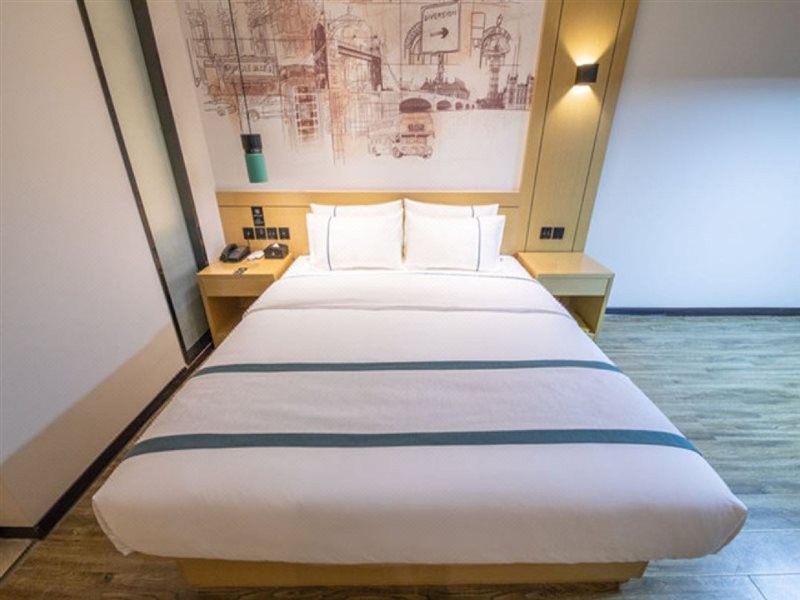 City convenient hotel (Hengyang railway station store) 15/29