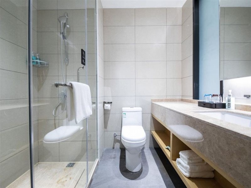 City convenient hotel (Hengyang railway station store) 16/29