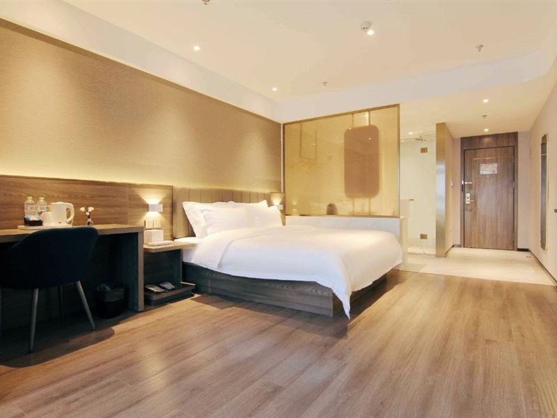 7 days premium hotel(Chongqing T3 terminal store) 31/55