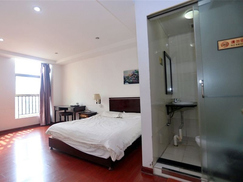 Baozheng Hostel 6/6