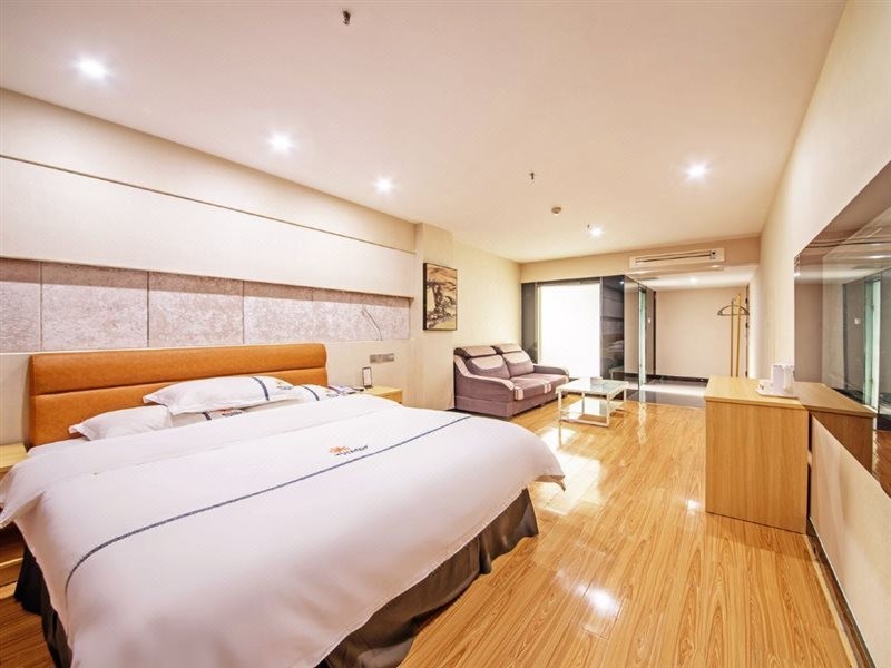Elan Boutique Hotel(Anqing eight hundred companion Milan store) 3/7