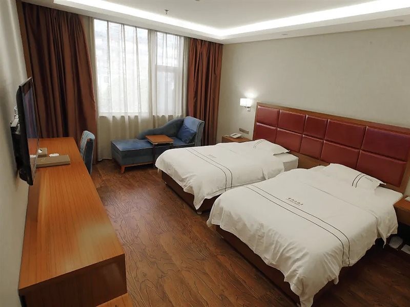 Lin Hong Hotel 13/28