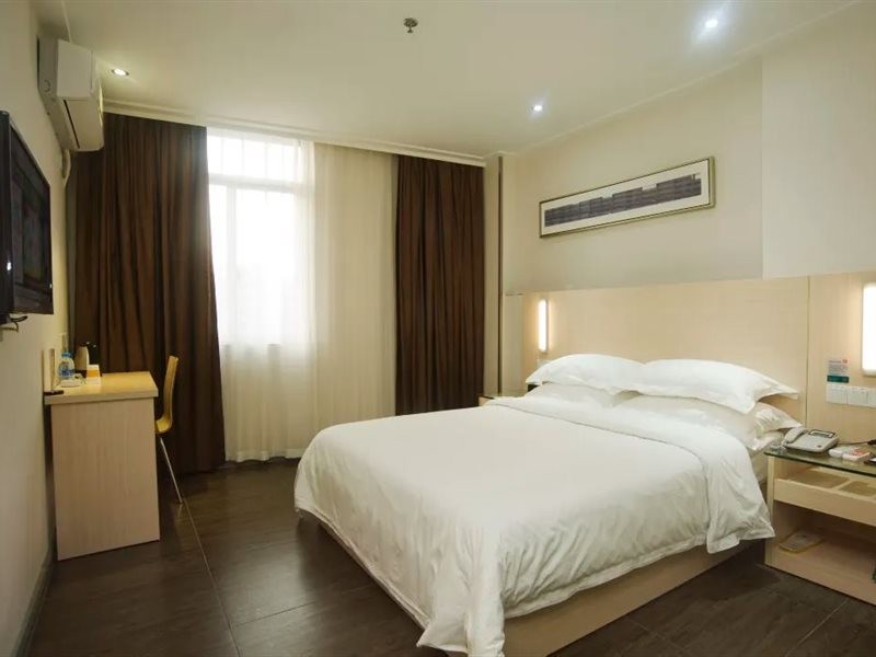 City Comfort Inn (Maoming Xuefu) 27/47