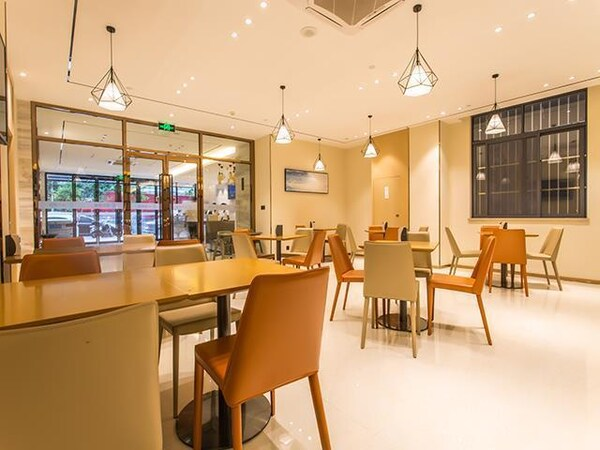 City Comfort Inn Nanning Yudong Jinxiang Metro Station 43/57