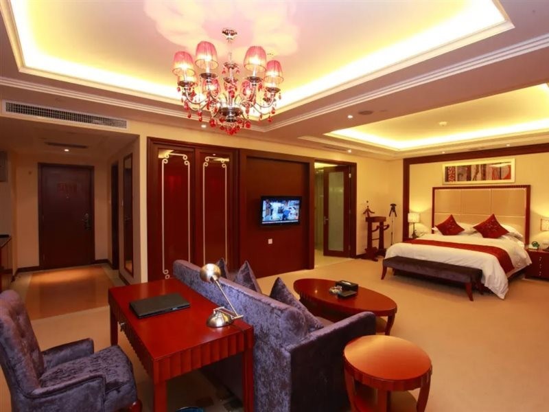 Luanzhou International Hotel 15/30