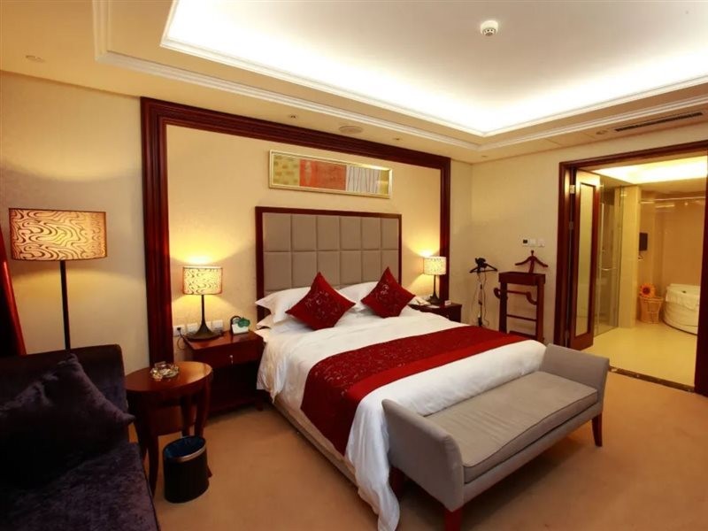 Luanzhou International Hotel 16/30