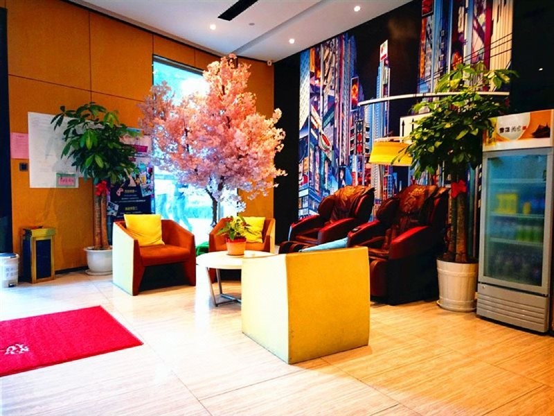 IU Hotel (Suzhou Dushu Lake Moon Bay Metro Station) 31/54